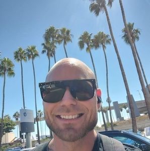 Meet your Posher, Josh